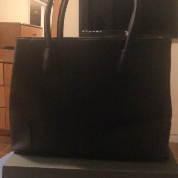 Handbag - Picture 3 of 5